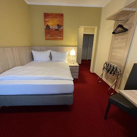 Palm Premium Hotel & Apartments Дюселдорф Екстериор снимка